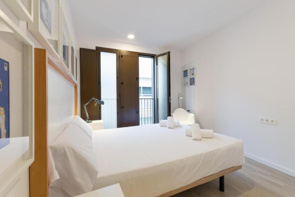 Apartamentos Mercado Central Valencia Luaran gambar