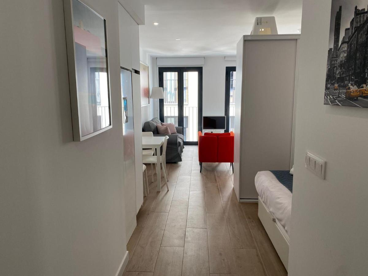 Apartamentos Mercado Central Valencia Luaran gambar