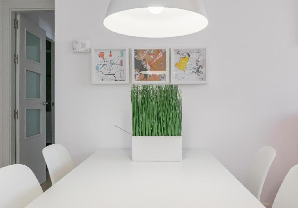 Apartamentos Mercado Central Valencia Luaran gambar