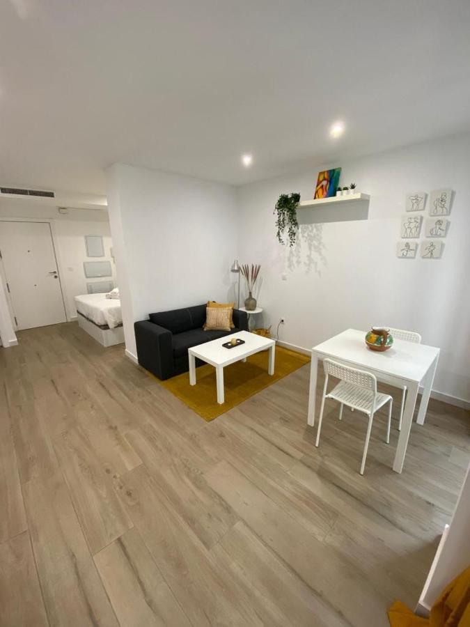 Apartamentos Mercado Central Valencia Luaran gambar