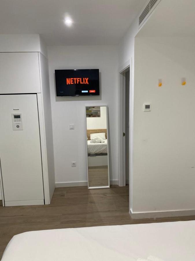 Apartamentos Mercado Central Valencia Luaran gambar